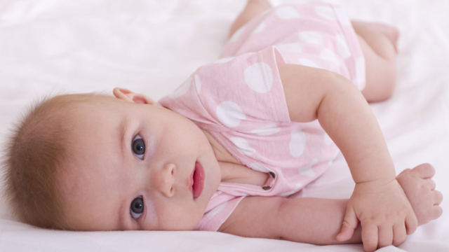 生後4ヶ月 寝ない イライラの対処法 夜中に何度も起きる原因も Baby Season Note